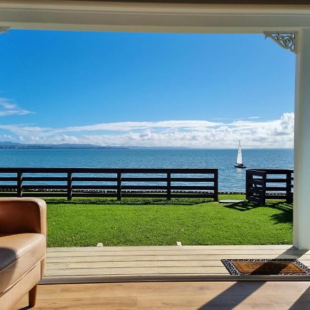 Red Rock Cottage, Beachfront Luxury Clarks Beach Eksteriør billede