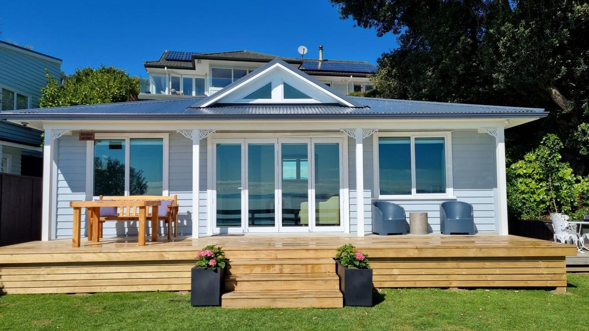 Red Rock Cottage, Beachfront Luxury Clarks Beach Eksteriør billede