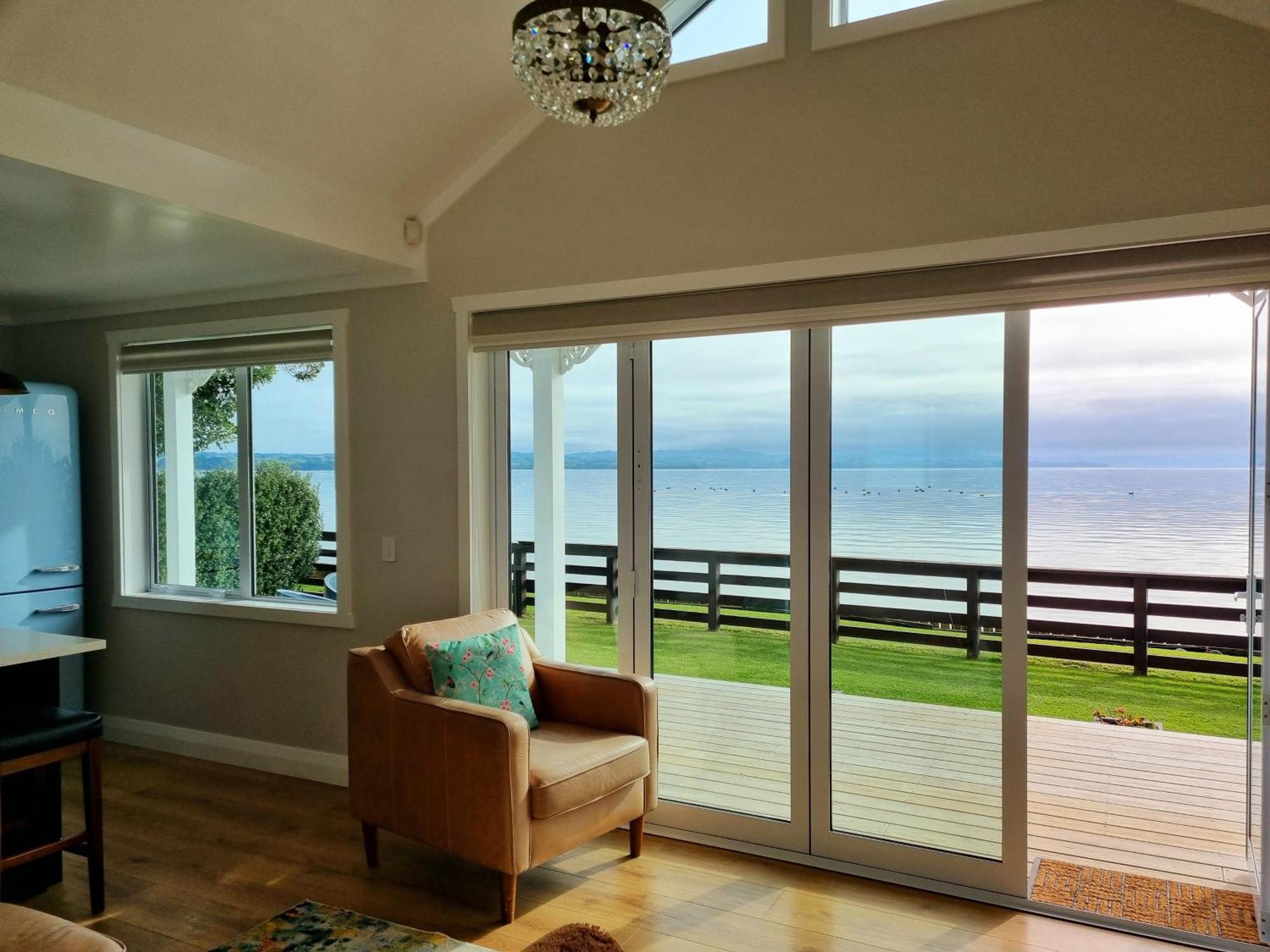Red Rock Cottage, Beachfront Luxury Clarks Beach Eksteriør billede